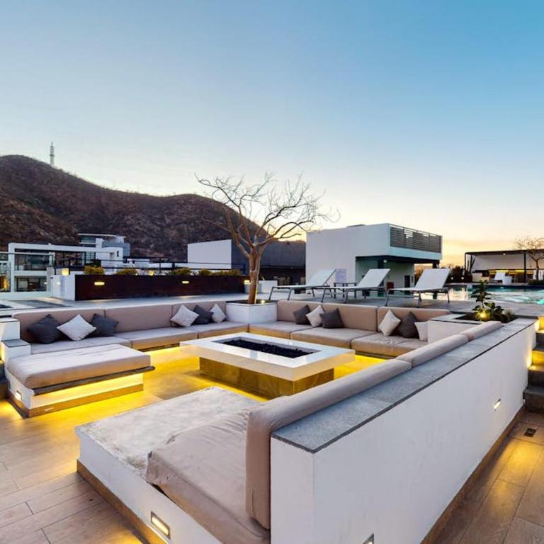 Cozy downtown Studio with Rooftop Pool & Arch/Ocean Views - Casa - 21