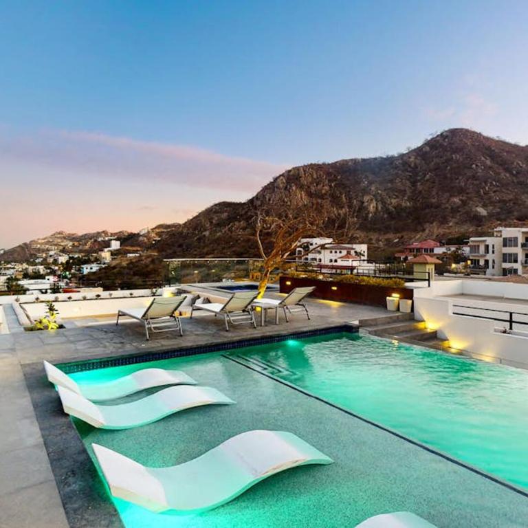 Cozy downtown Studio with Rooftop Pool & Arch/Ocean Views - Casa - 24