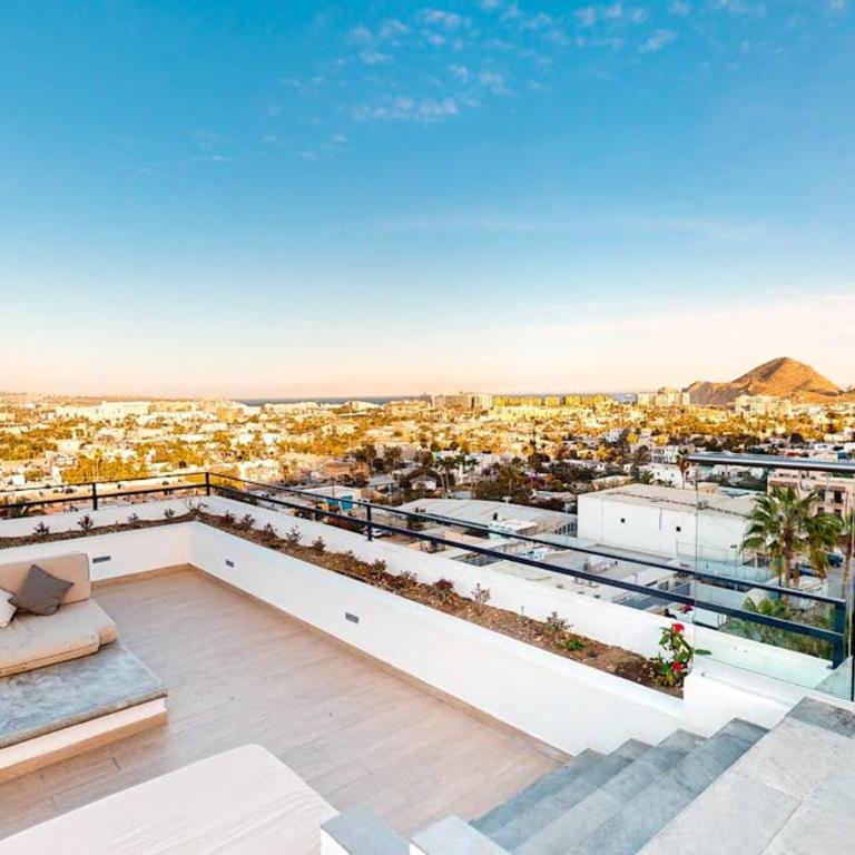 Cozy downtown Studio with Rooftop Pool & Arch/Ocean Views - Casa - 26