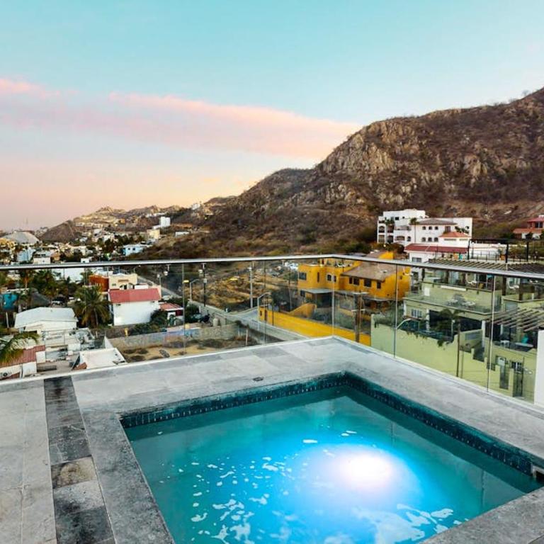Cozy downtown Studio with Rooftop Pool & Arch/Ocean Views - Casa - 27