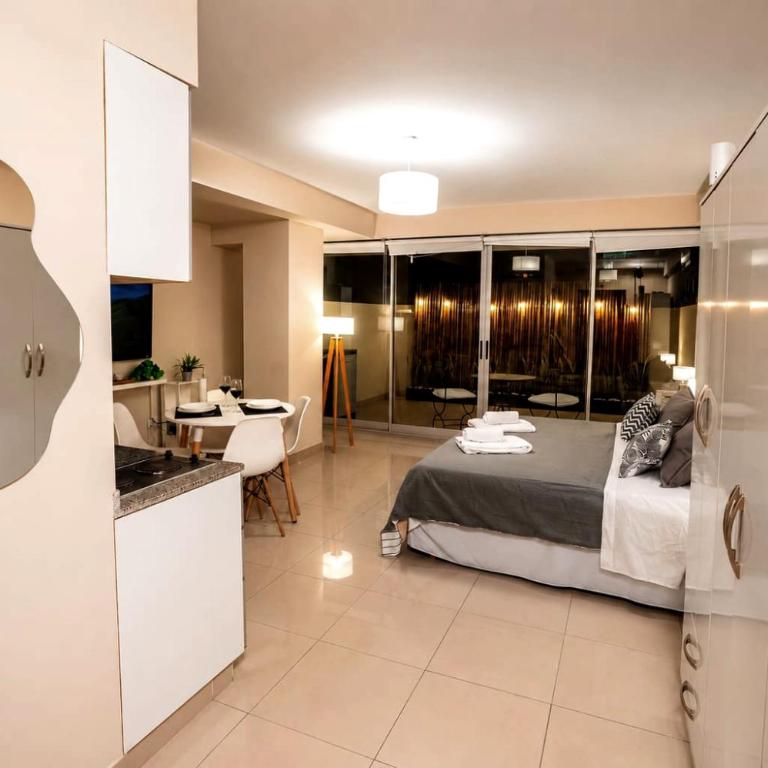 Apart en Belgrano Centro con Pileta y Gym - Apartamento de 1 dormitorio - 1