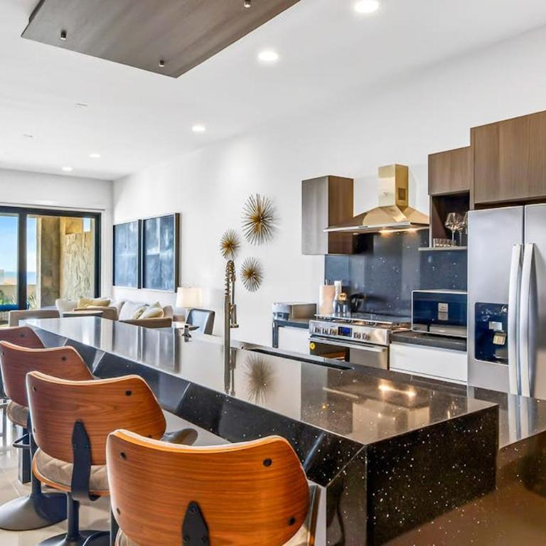 Modern Apartment with Ocean View, Pool, Patio, Tennis & Gym - Casa - 9