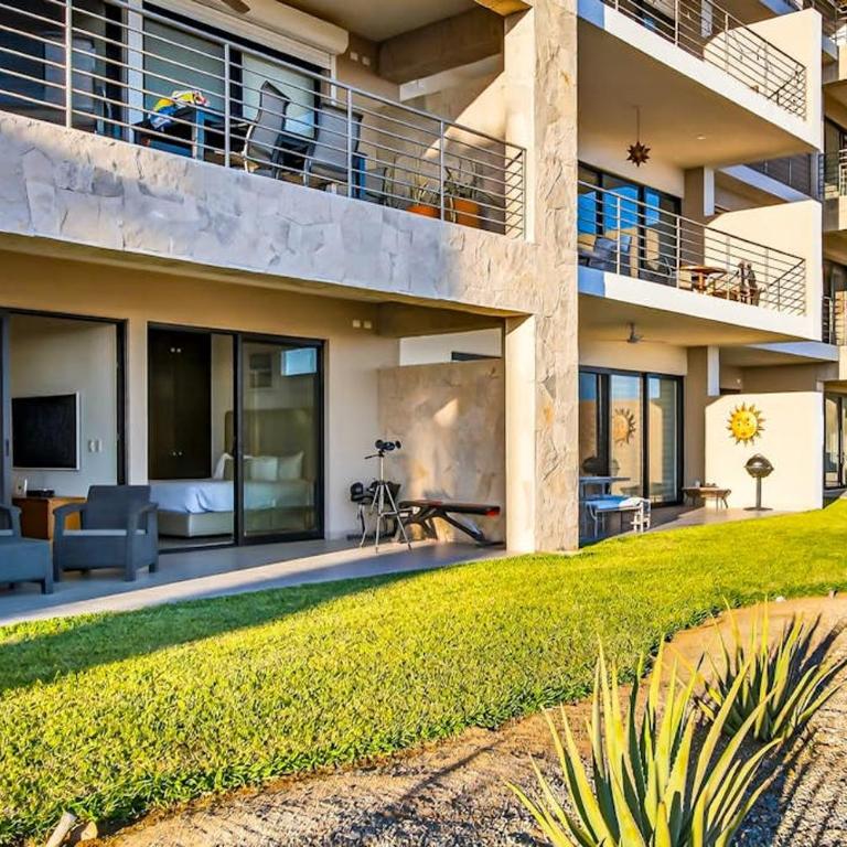 Modern Apartment with Ocean View, Pool, Patio, Tennis & Gym - Casa - 15