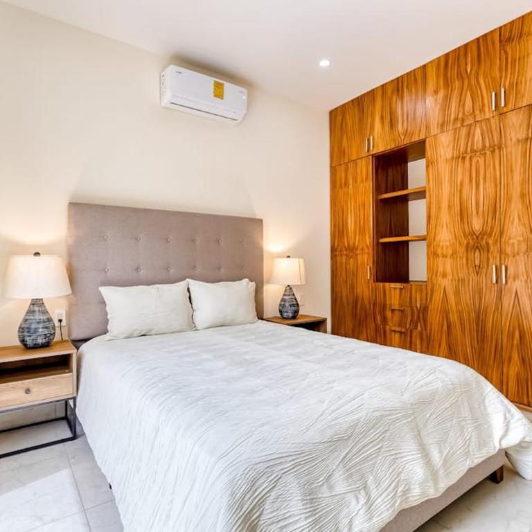 Immaculate Stay with Stunning Views, Balcony, plus on-site Pool & Gym - Casa - 19