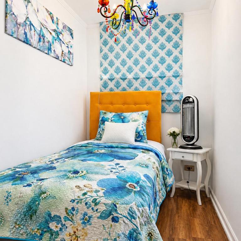Estiloso 2BR Metro Santa Ana WIFI self-check in - Two-Bedroom Apartment - 16