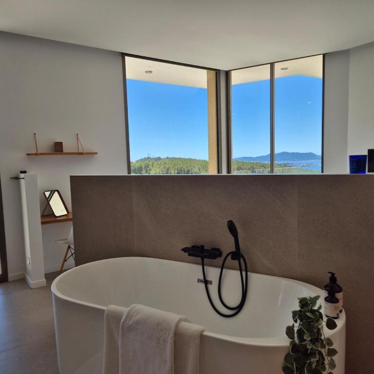 Villa Philomène - piscine - jacuzzi- vue mer - Villa - 32