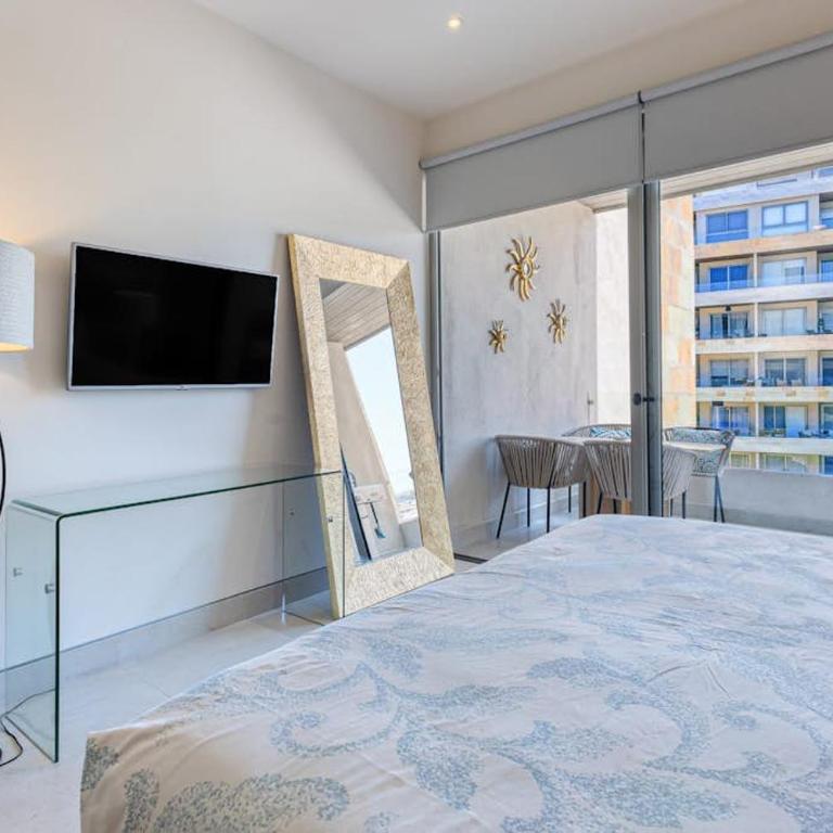 Spectacular Vista Vela Condos - near major attractions, AC & balcony grill - Casa - 6