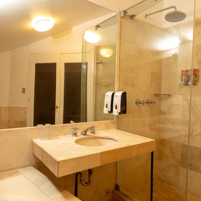 Ecoterra Essentials San Blas - Suite con bañera de hidromasaje - Cama extragrande - 3