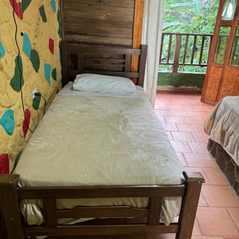 Hotel El Santuario - Habitación Triple - 4