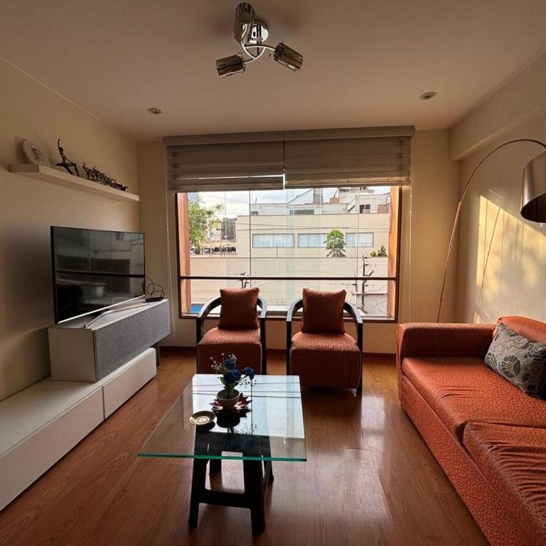 Entire apartment, Surco - Comfortable and conveniently located - Apartamento de 2 dormitorios - 1