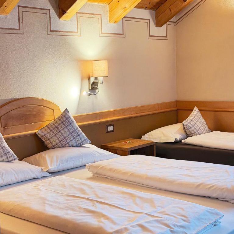 Ciasa Montanara - Dreibettzimmer - 1