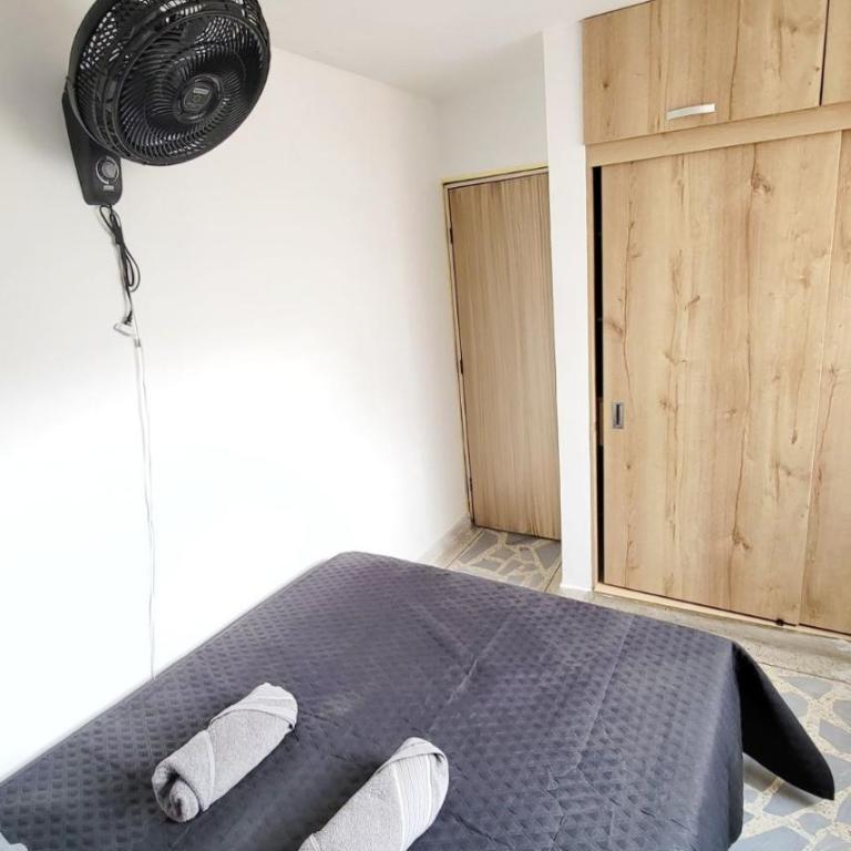 Exclusivo apartamento en medellín cerca a todo - Three-Bedroom Apartment - 3