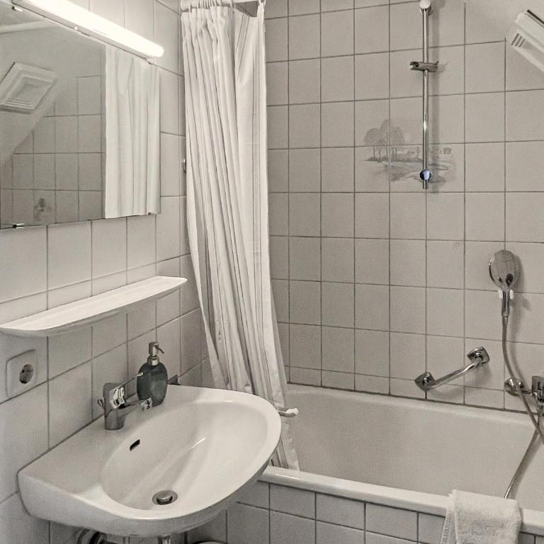 NAMI - ROBIN - Helle Apartments mitten in der Stadt - Apartment mit Balkon - 7