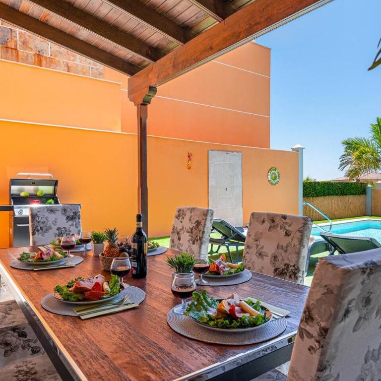 LUXURY VILLA with sea view, heated pool - Villa - 2