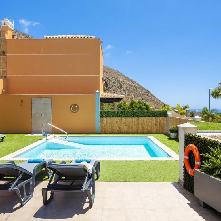 LUXURY VILLA with sea view, heated pool - Villa - 4