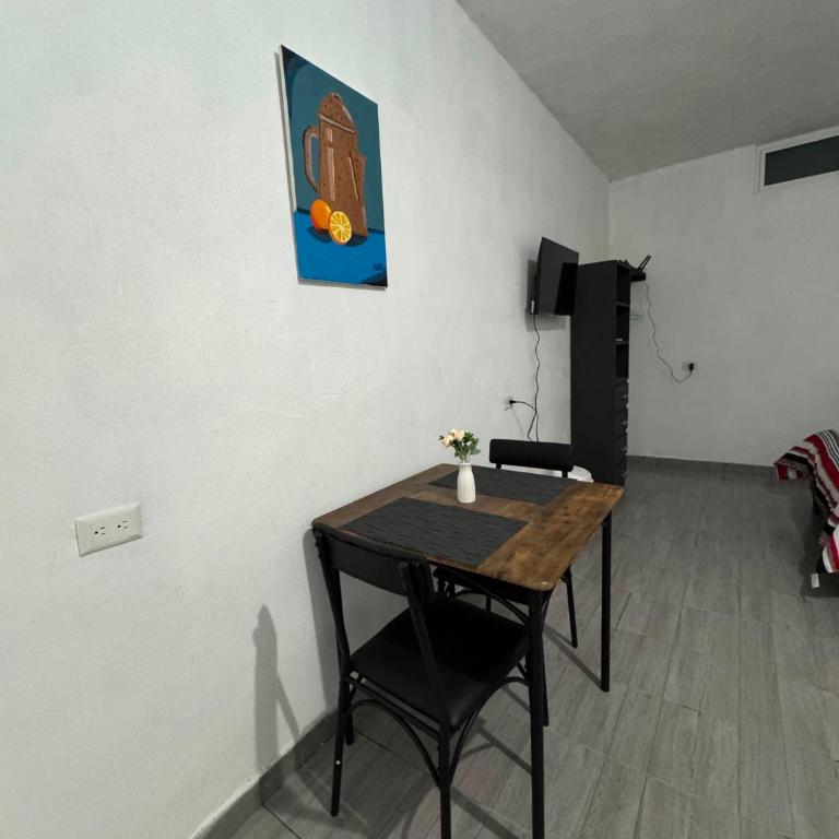 Loft confortable cerca del Estadio BBVA - Apartamento de 1 dormitorio - 2