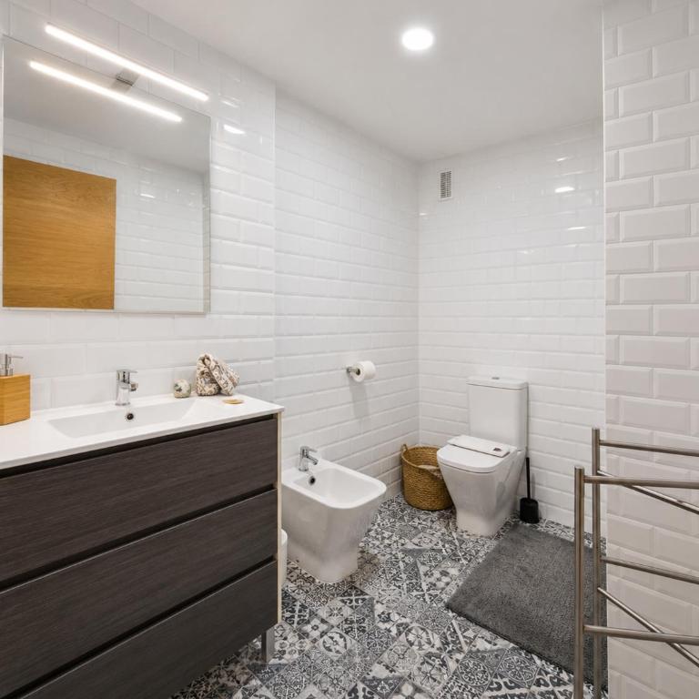 City Center Penthouse by NRAS - Appartement - 5
