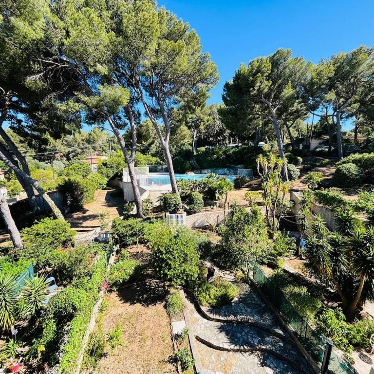 T3 Les Sablettes Piscine, Parking à 250 m de la plage - Appartamento con 2 Camere da Letto - 1