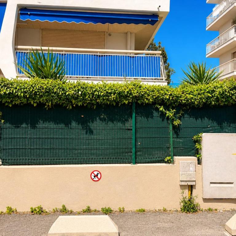 Seaside haven with private garden near Nice - Apartamento de 2 dormitorios - 10
