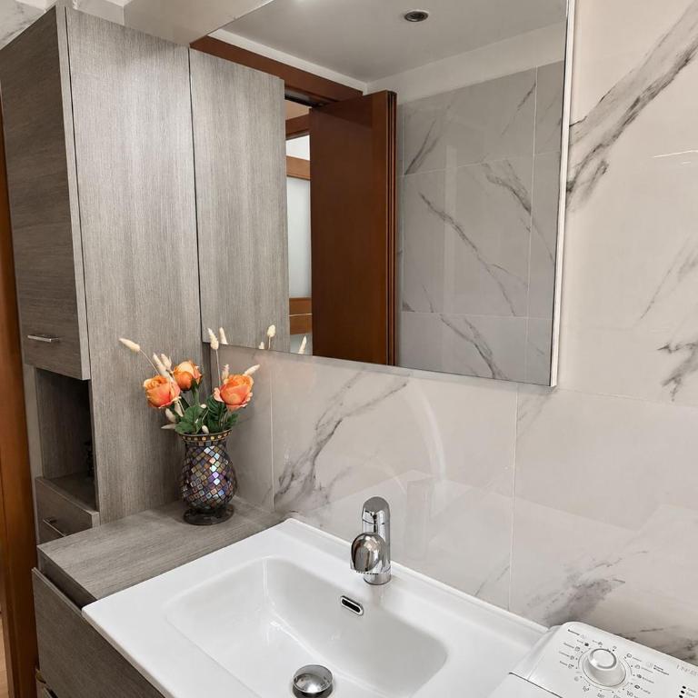 Casa Monique - Entire apartment in Milan Sempione - Two-Bedroom Apartment - 3