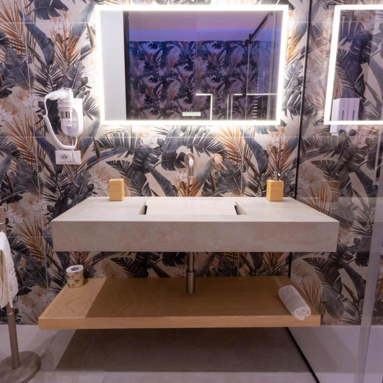 Tiresia Suites & Spa - Deluxe Doppelzimmer - 2