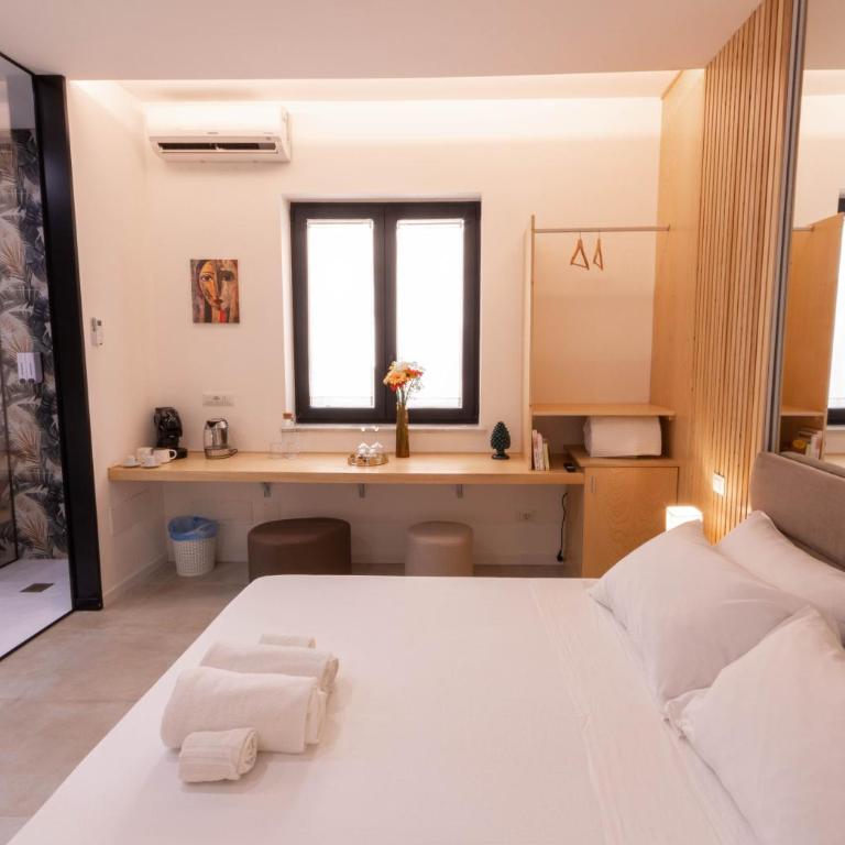 Tiresia Suites & Spa - Deluxe Doppelzimmer - 4