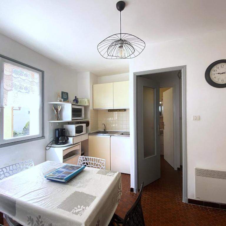 T1 - Presqu'île de Giens - La Tour Fondue - Apartment mit 1 Schlafzimmer - 17