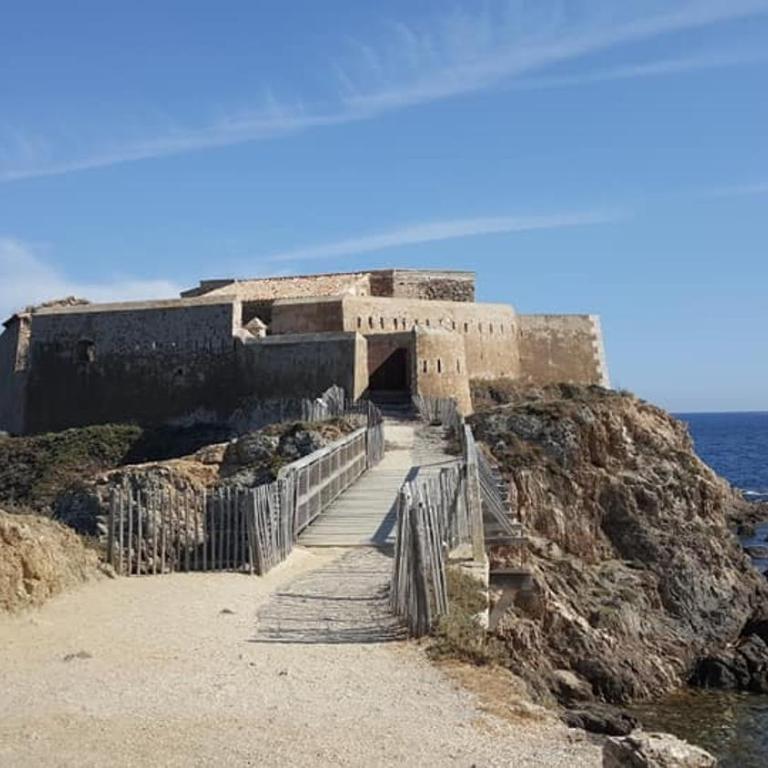 T1 - Presqu'île de Giens - La Tour Fondue - Apartment mit 1 Schlafzimmer - 47