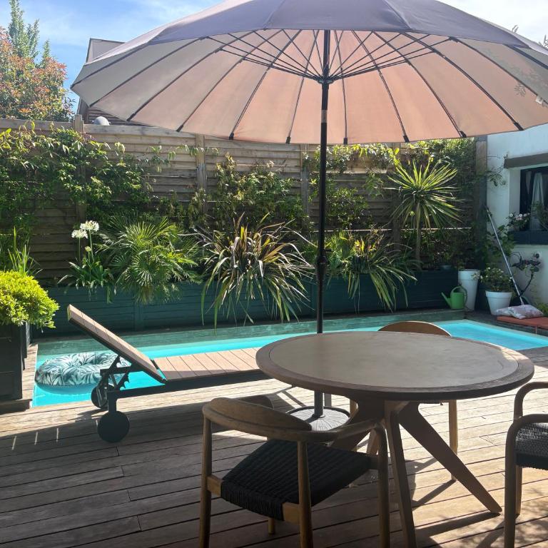 Maison de ville 3 ch, piscine 5 min à pied du centre ville de Toulouse - Three-Bedroom Villa - 5