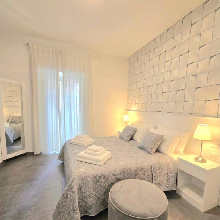 ALBATROS Suites&Rooms - Zimmer mit Kingsize-Bett und Balkon - 27