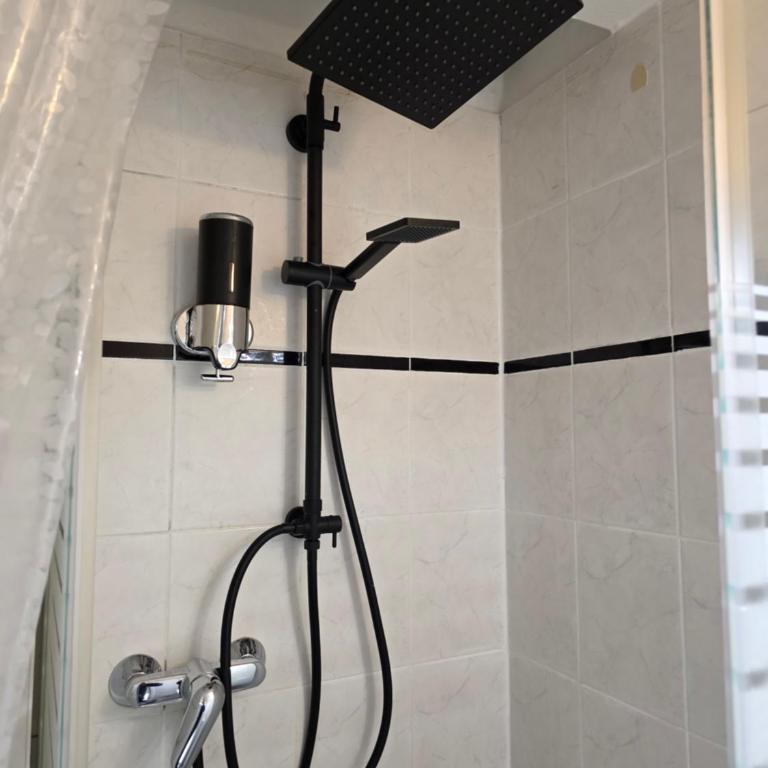2BR Near Turkish Consulate - Apartment mit 2 Schlafzimmern - 12