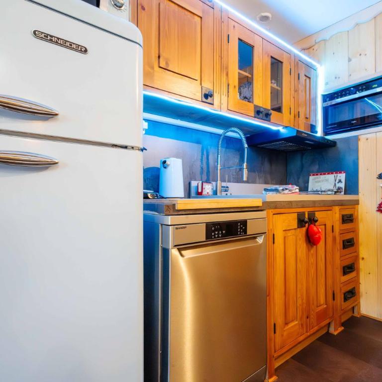 Bas De Chalet Lout'Chi Valfréjus - Appartement 2 Chambres avec Vue sur la Montagne - 11