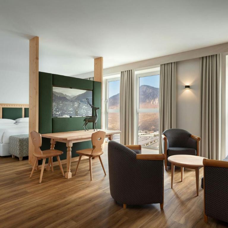 Four Points Sheraton Bolzano Bozen - Tyrolean King Suite - 3