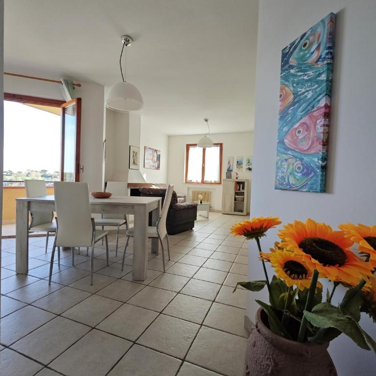 R41 - Numana: trilocale con due camere doppie - Appartement - 1