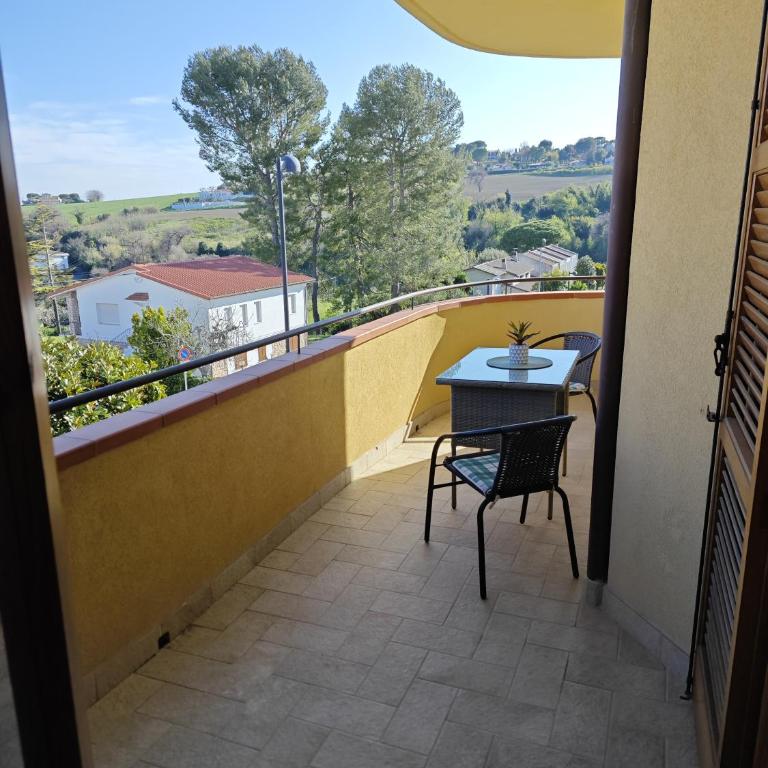 R41 - Numana: trilocale con due camere doppie - Appartement - 40