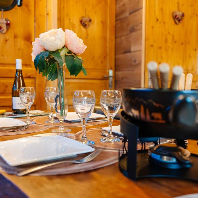 Bas De Chalet Lout'Chi Valfréjus - Appartement 2 Chambres avec Vue sur la Montagne - 10