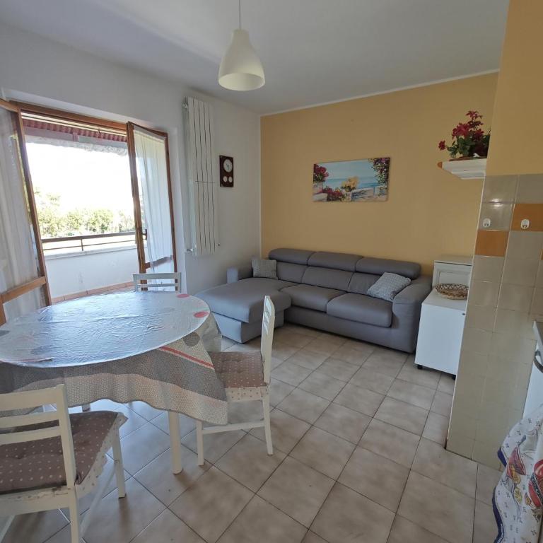 R 42 Appartamento con terrazzo e posto auto - Apartment - 3