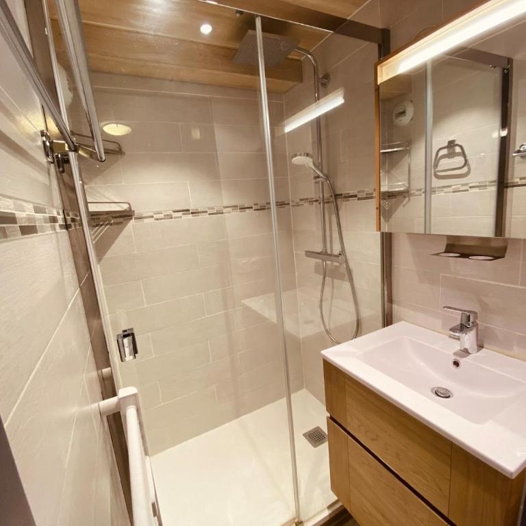 Appartement-terrasse 3 étoiles coeur de village - Apartment mit 1 Schlafzimmer - 16