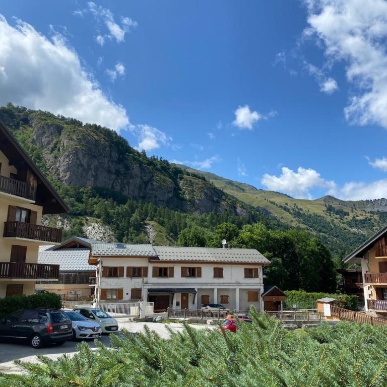 Appartement-terrasse 3 étoiles coeur de village - Apartment mit 1 Schlafzimmer - 20