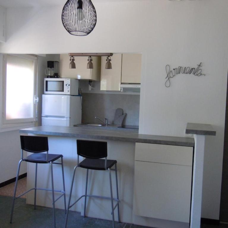 Appartement, 27 m2, balcon pkg - One-Bedroom Apartment - 1