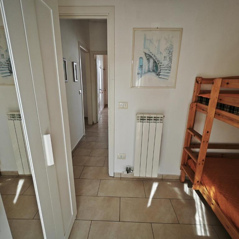 R04/A - Trilocale in centro con posto auto - Appartamento - 25