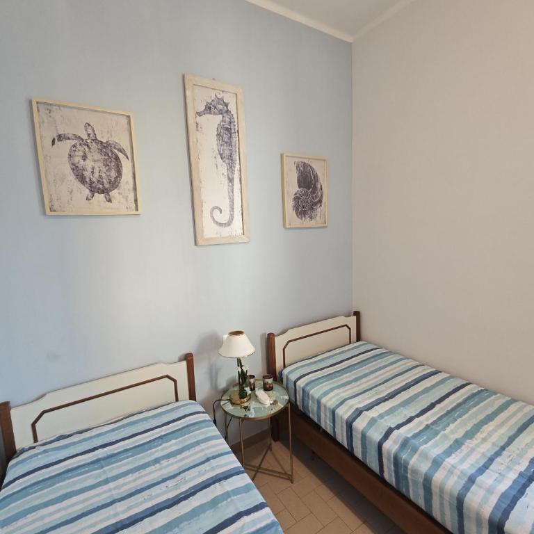 L08 - Trilocale al centro del paese con posto auto - Apartment - 32