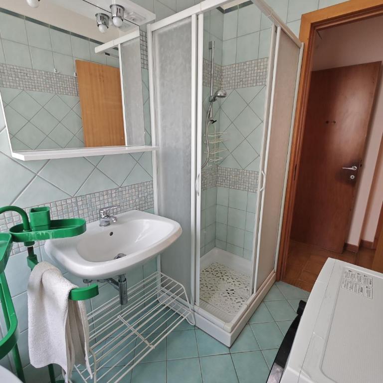 R08 - Trilocale con giardino privato e garage - Apartment - 22