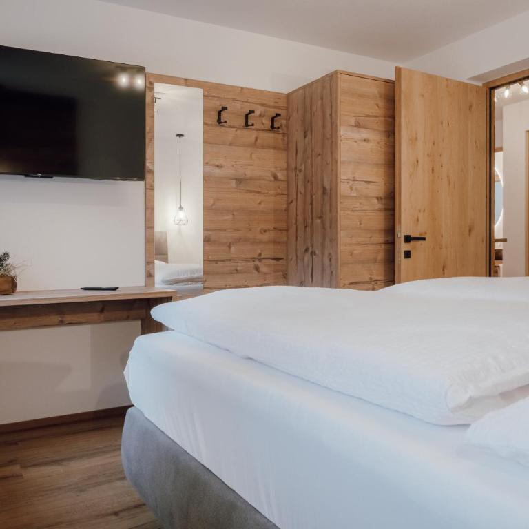 Hochland Apartments - Two-Bedroom Apartment with Terrace - 5