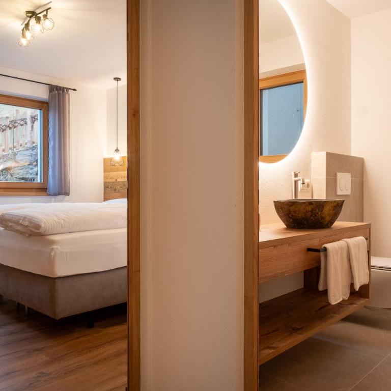 Hochland Apartments - Two-Bedroom Apartment with Terrace - 1
