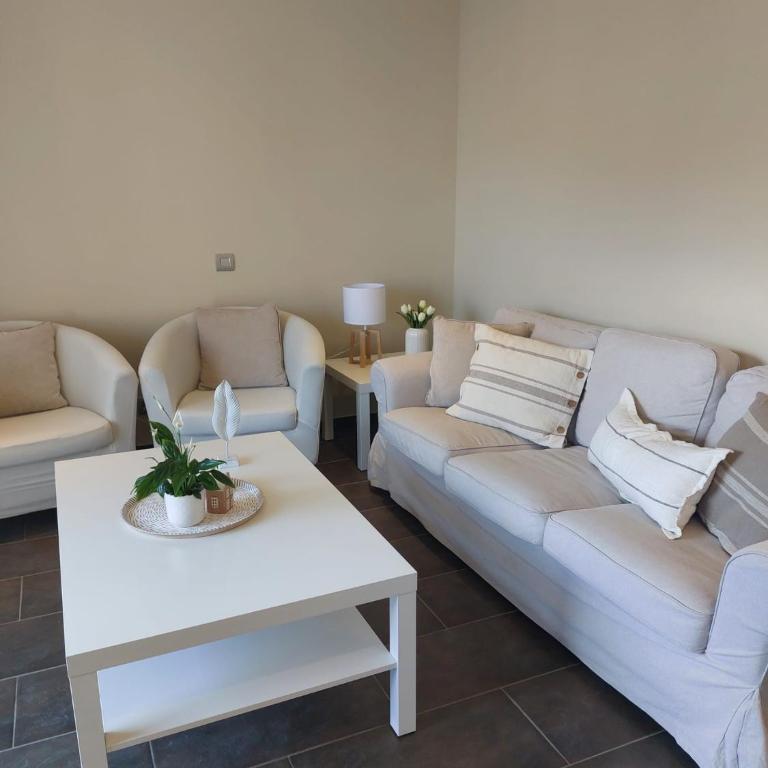 Apartamento cerca de la playa con parking - Apartamento de 3 dormitorios - 4