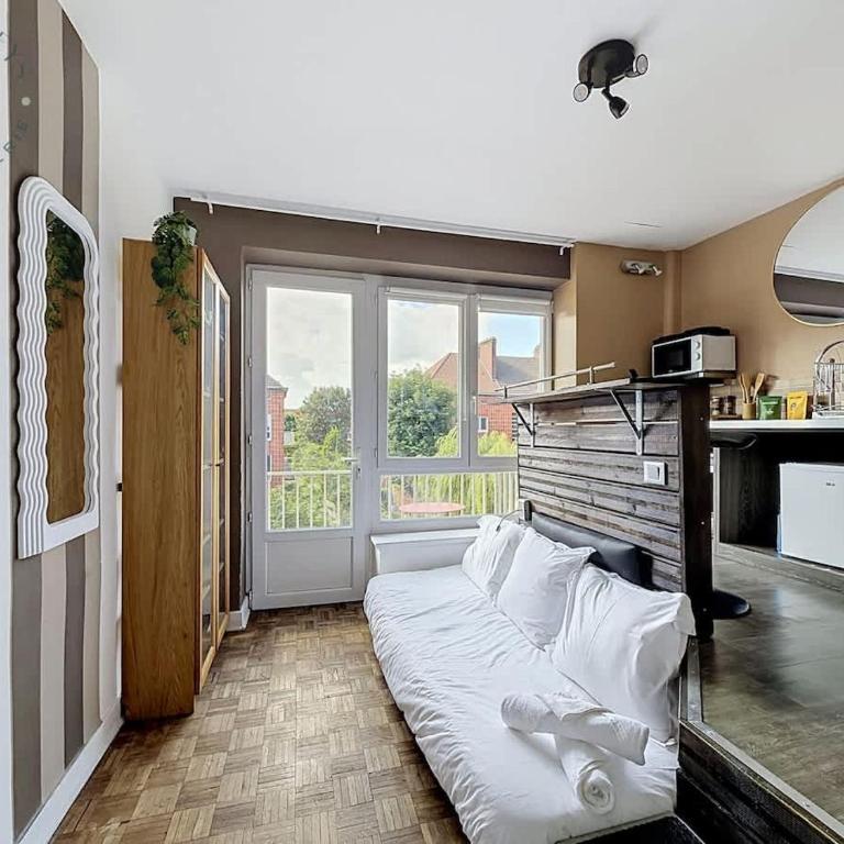 Le Studio Citadin - Centre ville & Balcon - Apartment - 2