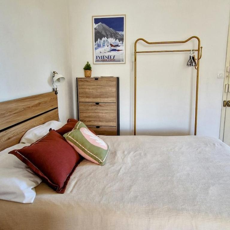 Appartement T2 cosy vue montagne, proches Adour, thermes à 5 min, centre ville 3 min, 1er étage - Apartment mit 1 Schlafzimmer - 14
