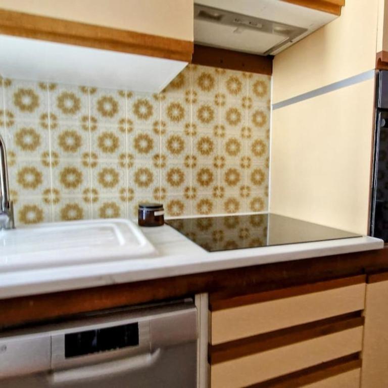 Appartement T2 cosy vue montagne, proches Adour, thermes à 5 min, centre ville 3 min, 1er étage - Apartment mit 1 Schlafzimmer - 28