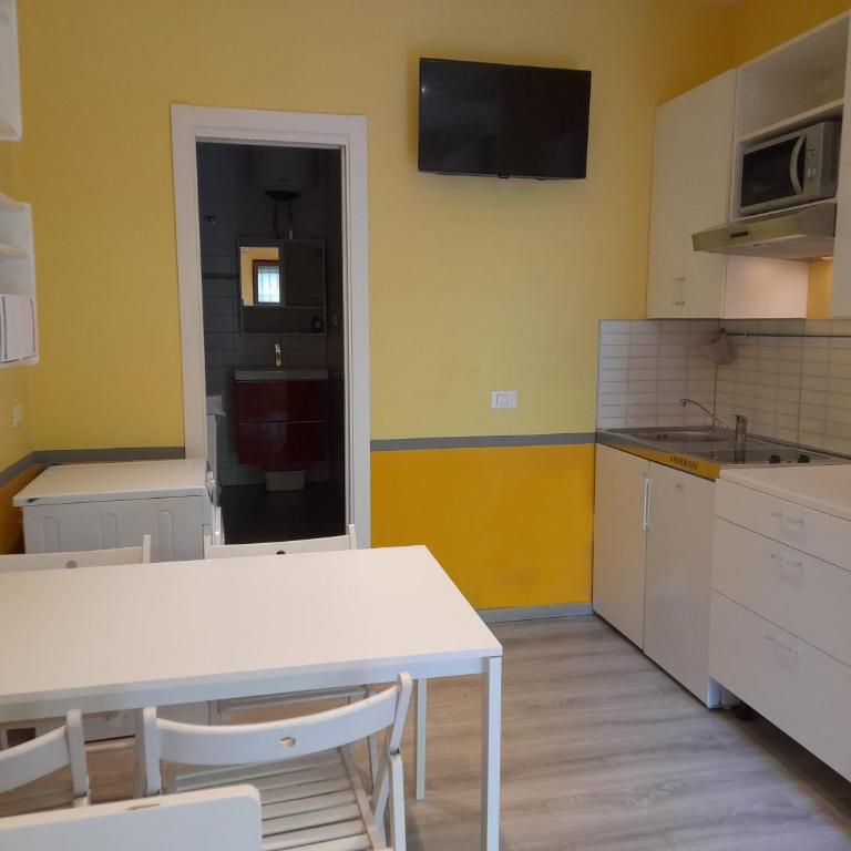 Studio apartment 150 meter from Metro B - Studio - 1
